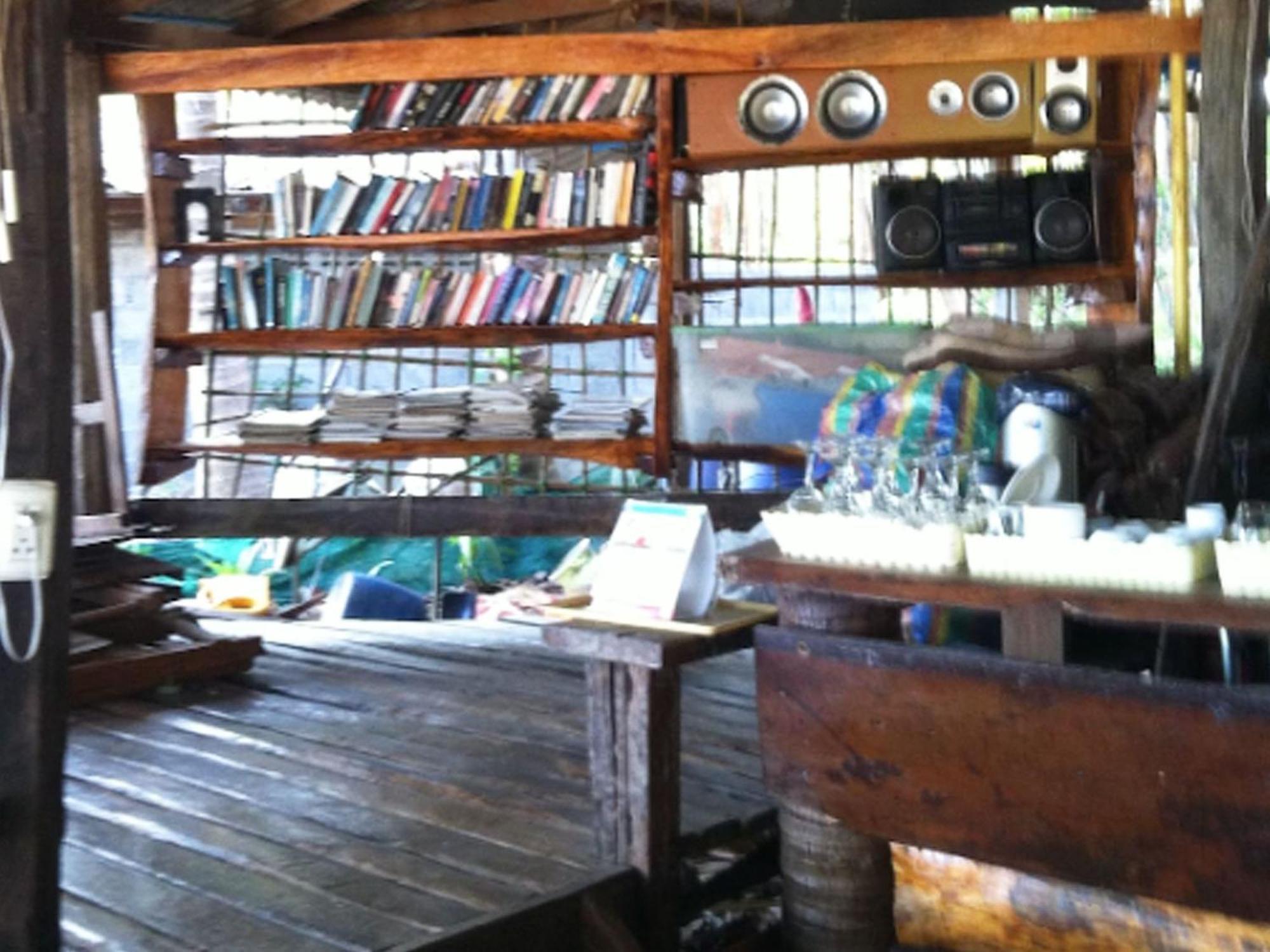Room In Bungalow - Breathtaking Cottage Of Koh Pu ジュム島 エクステリア 写真