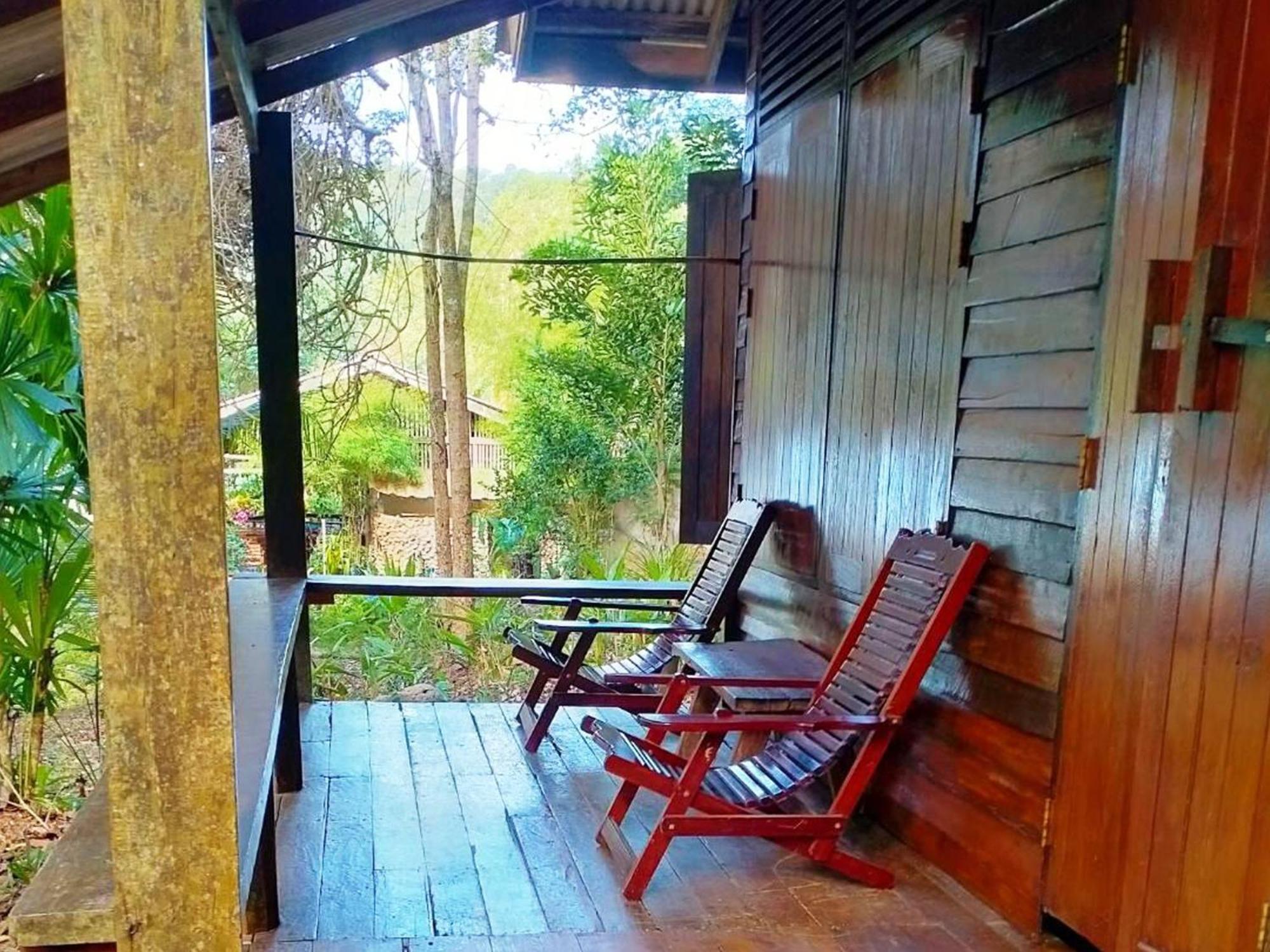 Room In Bungalow - Breathtaking Cottage Of Koh Pu ジュム島 エクステリア 写真
