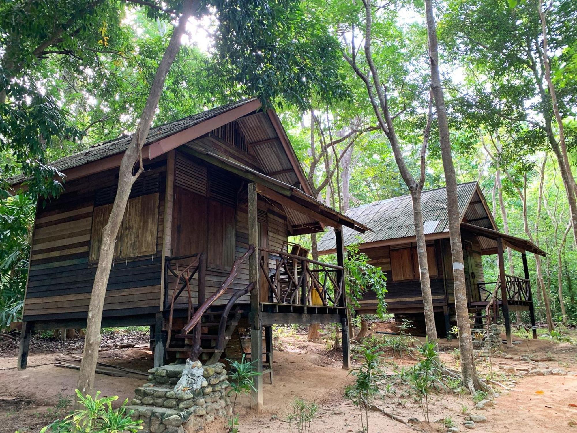 Room In Bungalow - Breathtaking Cottage Of Koh Pu ジュム島 エクステリア 写真